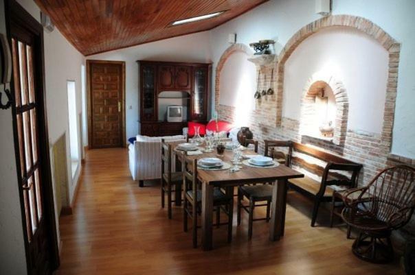 La Huerta Del Rivero San Esteban De Gormaz Exterior foto